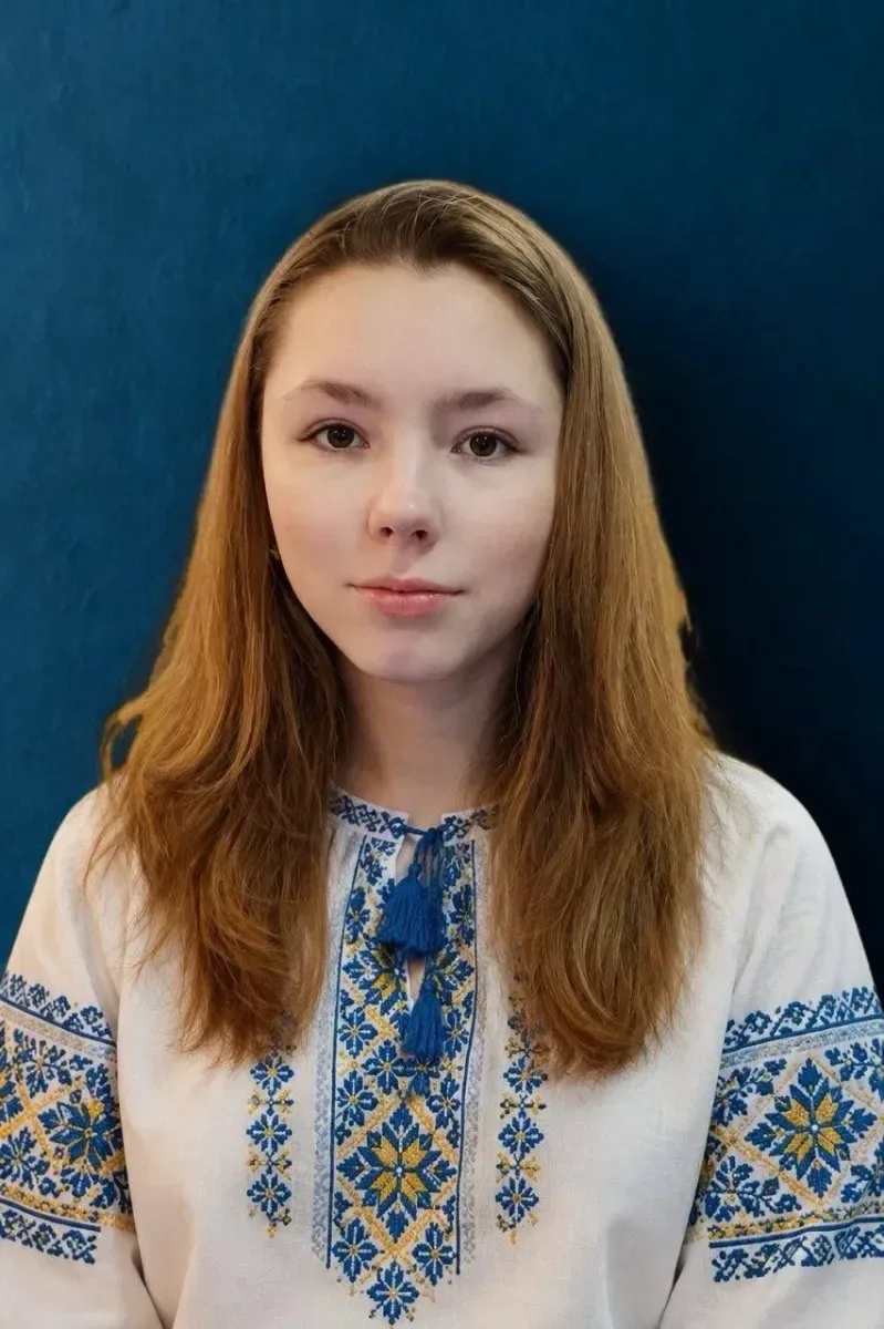 Поліна Коханська та Максим Фролов, випускники Херсонського фізико-технічного ліцею, з результатами НМТ. 3
