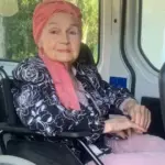 Автомобіль соціального таксі допомагає маломобільним мешканцям Херсона