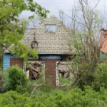 Відновлення зруйнованих будівель у Високопіллі, Херсонська область, після деокупації.
