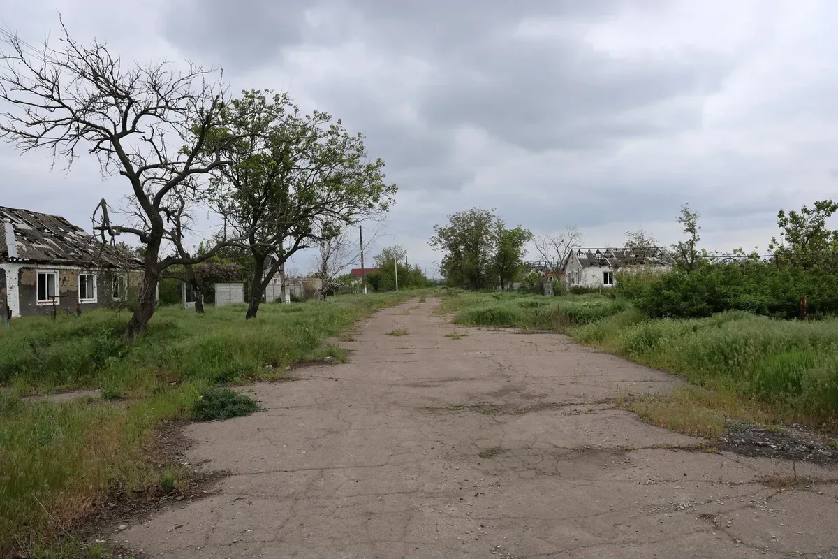 Відновлення зруйнованих будівель у Високопіллі, Херсонська область, після деокупації. 4