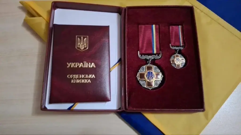 Працівницю Херсонської міськради Ганну Азегову посмертно нагородили орденом «За заслуги» ІІІ ступеня