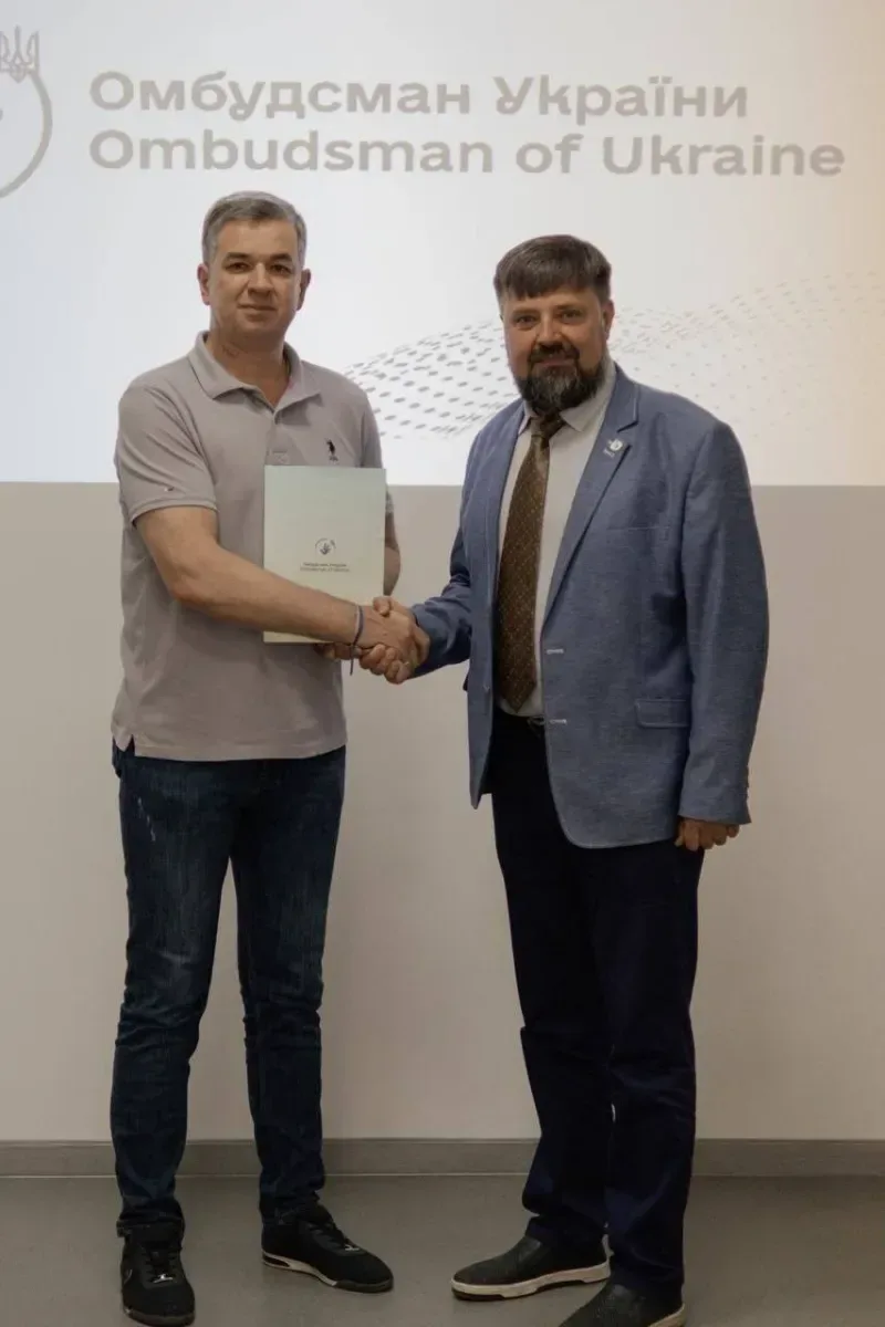 Михайло Линецький та Дмитро Лубінець під час обговорення захисту прав людини в Херсоні 2