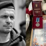 Родині загиблого на Херсонщині прикордонника Дениса Качурки передають медаль «За військову службу».