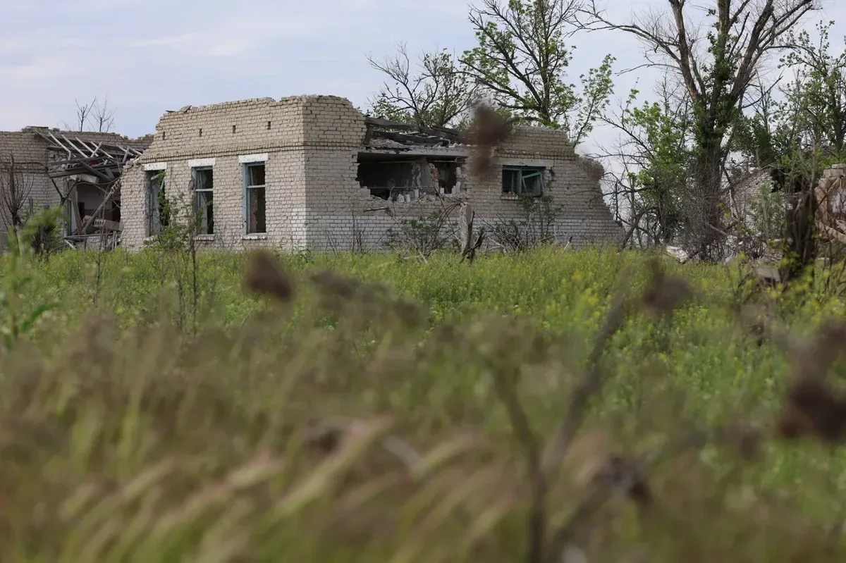 Зруйновані будинки села Безіменне на Херсонщині після окупації російськими військами 1