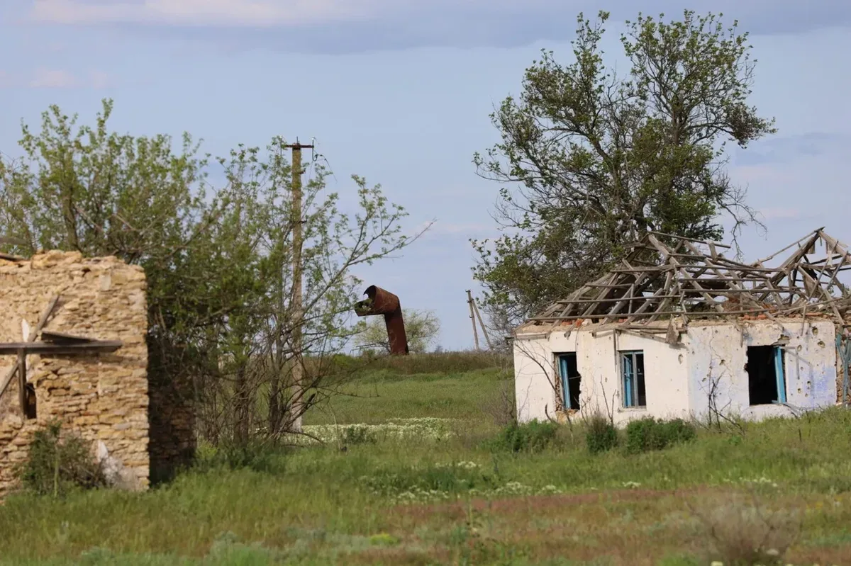 Зруйновані будинки села Безіменне на Херсонщині після окупації російськими військами 2