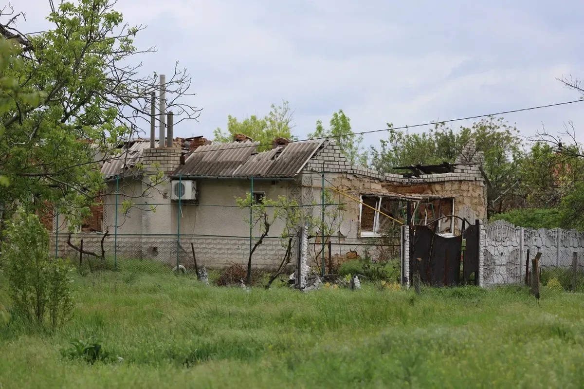 Зруйновані будинки села Безіменне на Херсонщині після окупації російськими військами 5