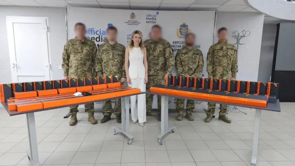 Сотня засобів зв’язку для вогневих груп Херсонщини коштувала 800 тисяч