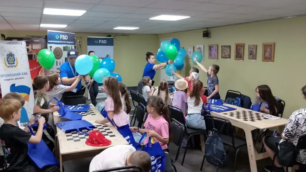 У Дніпрі дітей з Херсонщини навчили мінної безпеки