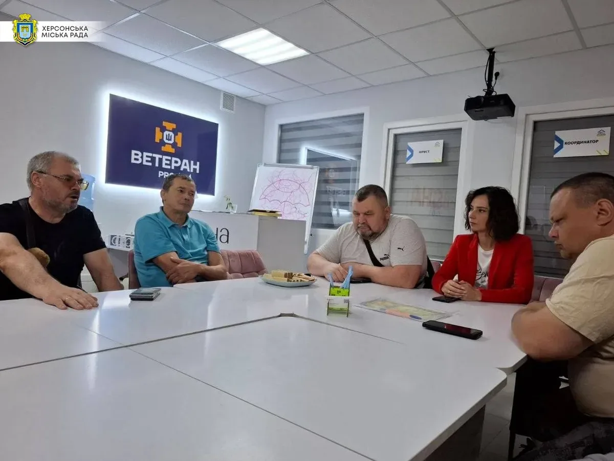 Ветерани у Херсоні змагаються з бочча, отримують дипломи та підтримку громадських організацій та ТЦК. 1