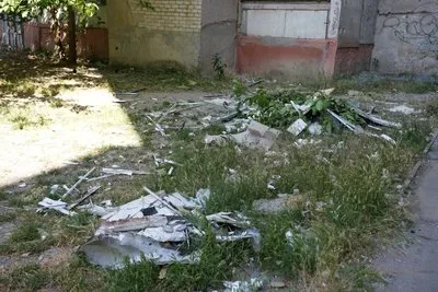 Пошкоджений після влучання дрона будинок в Корабельному районі Херсона 2