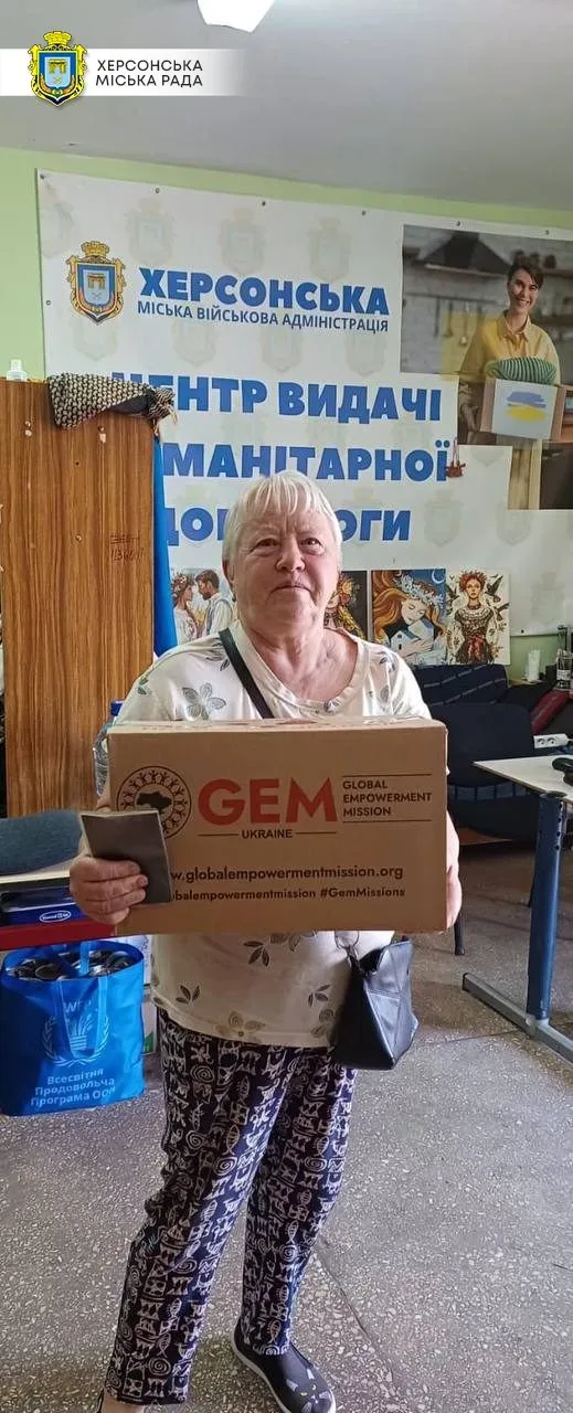 Будівельні матеріали для ремонту житла, пошкодженого обстрілами, у селищі Зеленівка на Херсонщині 2