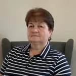 63-річну вчительку математики Саліє Азмєєву з села Рикове Росія внесла до списку «терористів» та переслідує за громадянську блокаду Криму.