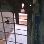 Символічне зображення судового вироку за катування цивільного у Херсоні