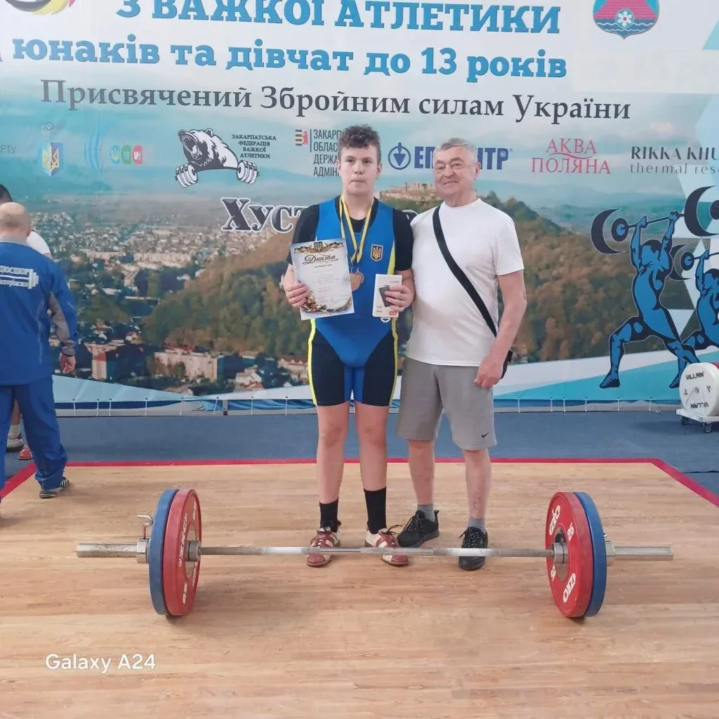 Важкоатлет Микола Вахіровський з Чорнобаївки взяв «бронзу» на чемпіонаті України
