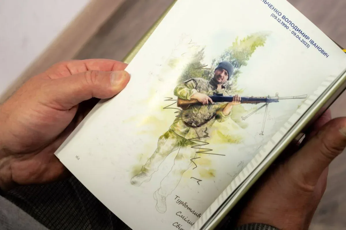 Ярослав Шанько презентує книгу пам'яті "Херсон. Крок у вічність", присвячену 44 загиблим захисникам 3