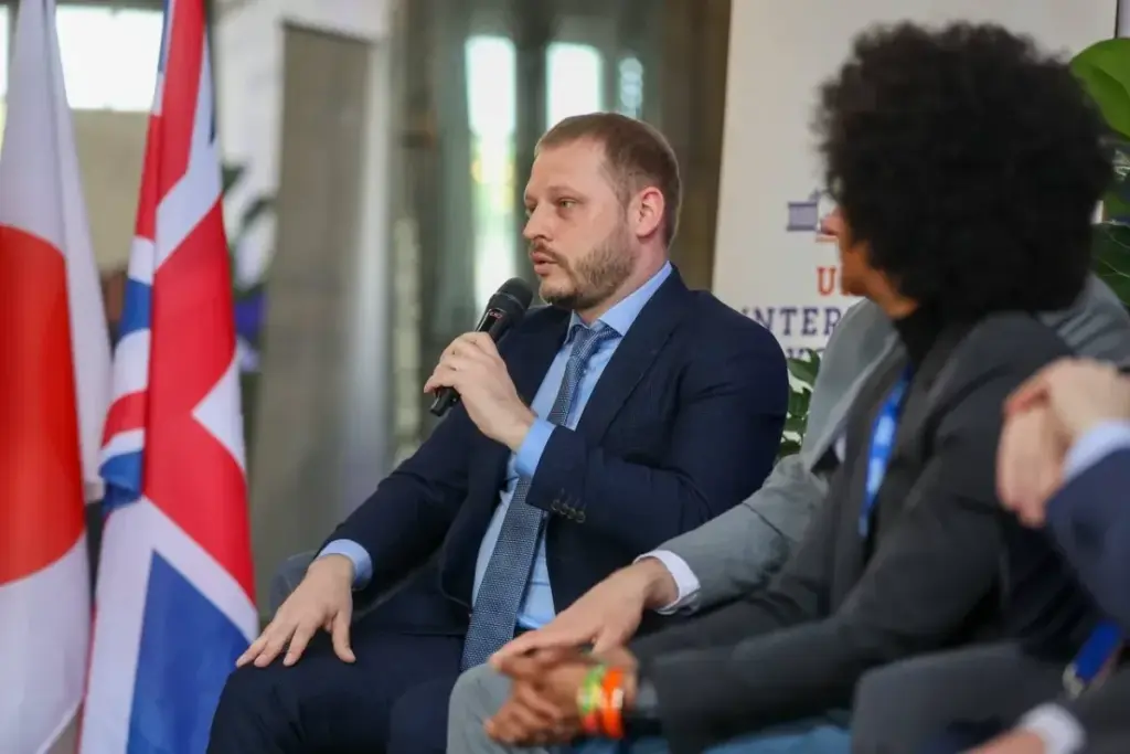 Заступник мера Херсона Віталій Бєлобров взяв участь у саміті Urban7 у Франції