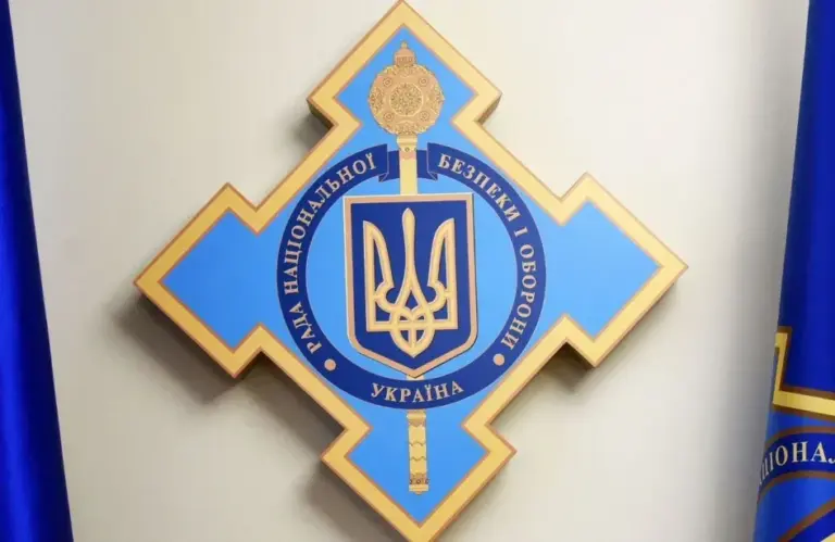 Президент Володимир Зеленський підписав укази про введення санкцій РНБО проти 15 херсонських колаборантів