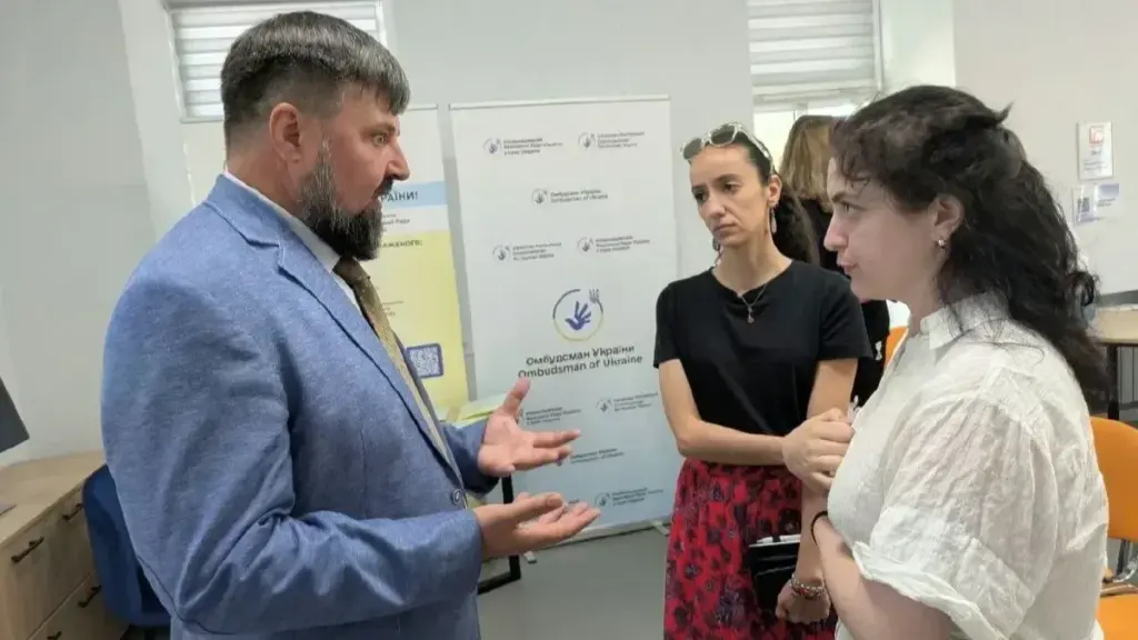 Жителі Херсонщини можуть звернутись до Омбудсмана онлайн або телефоном