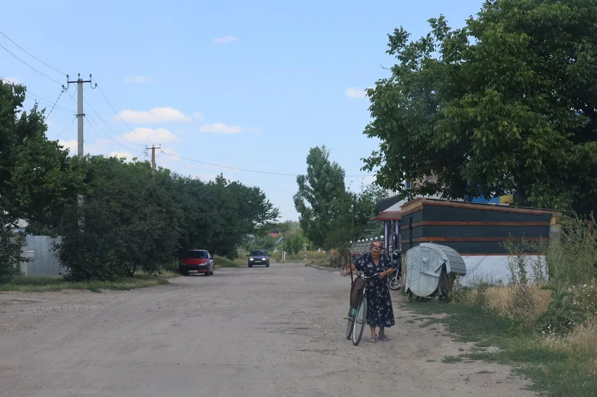 Люди повертаються до Архангельського старостинського округу на Херсонщині після деокупації 3