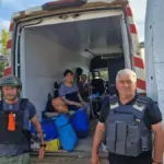 Люди евакуюються з прифронтового села Бериславського району Херсонщини