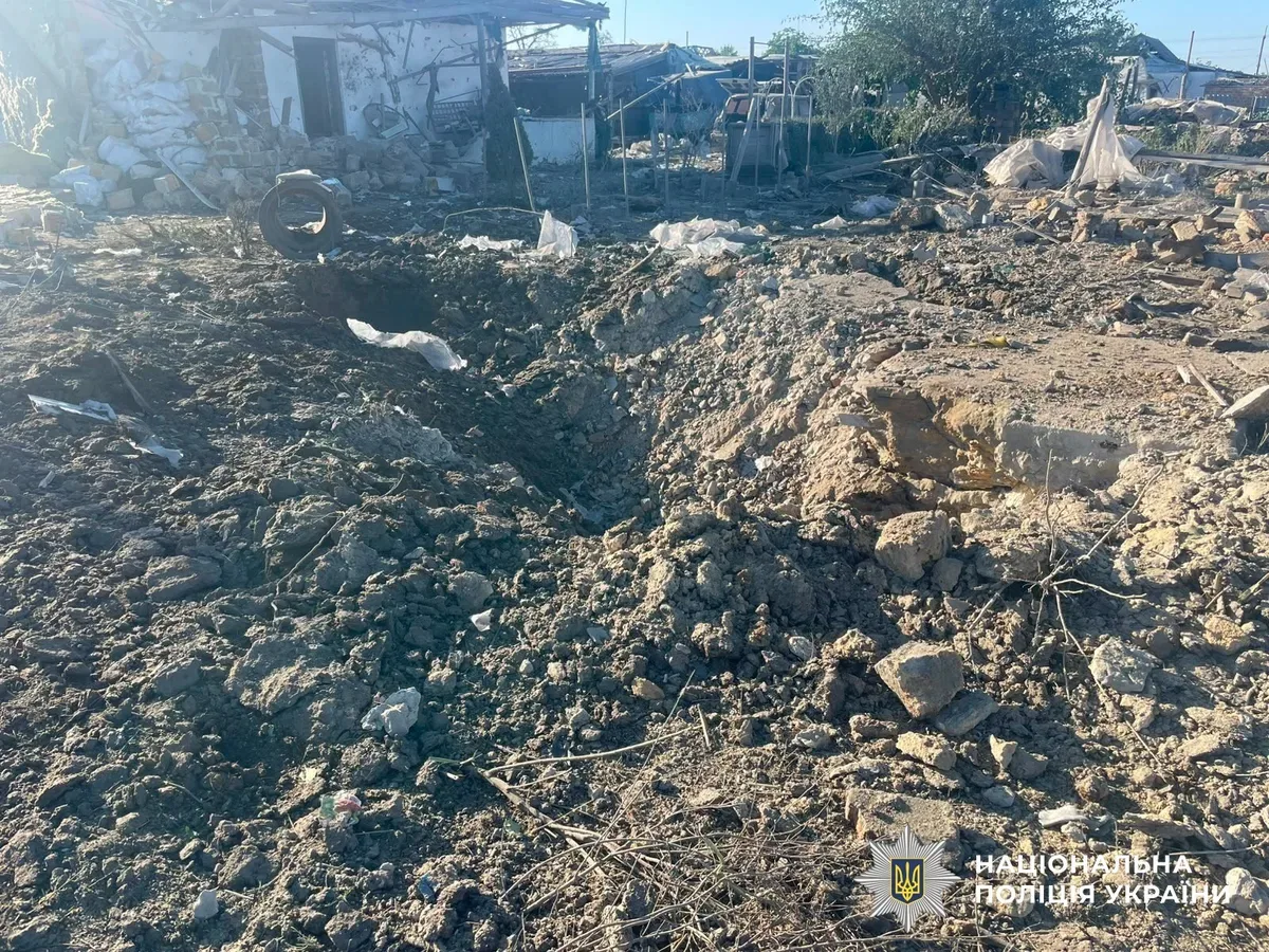 Наслідки російського авіаудару по Білозерській громаді на Херсонщині, пошкоджені будинки 2
