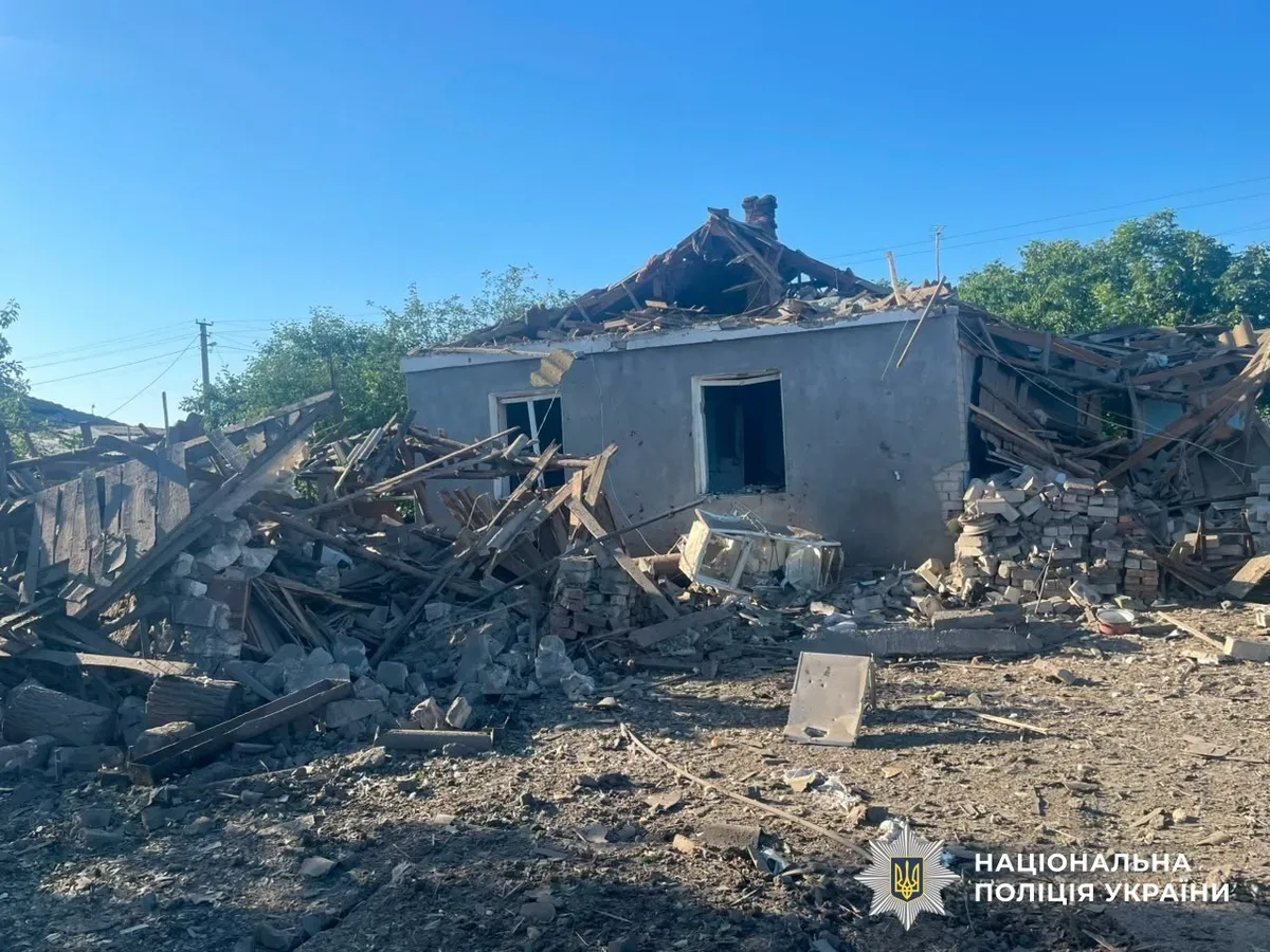 Наслідки російського авіаудару по Білозерській громаді на Херсонщині, пошкоджені будинки 4