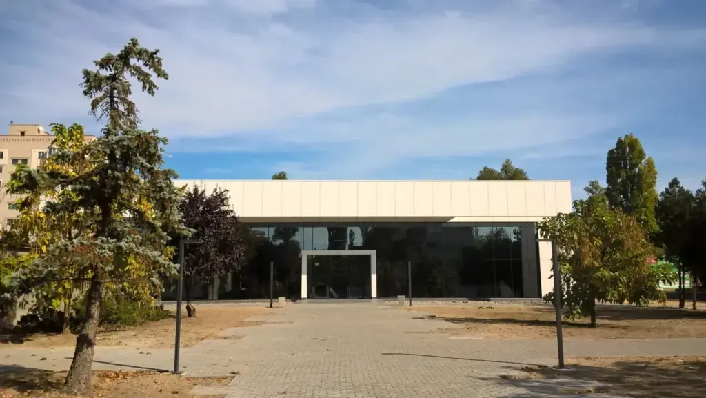 Бізнесмен з Запоріжжя отримав 8 років за розкрадання майже 6 мільйонів гривень на ЦНАП у Новій Каховці