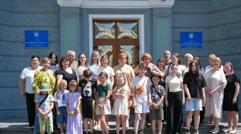 Діти та батьки з Херсонщини зустрілися в Житомирі, щоб підбити підсумки сімейного челенджу