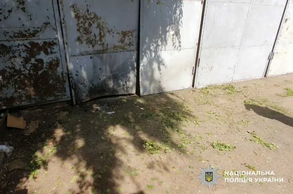 Двоє загиблих, 17 поранених: РФ обстріляла Херсонщину дронами та артилерією