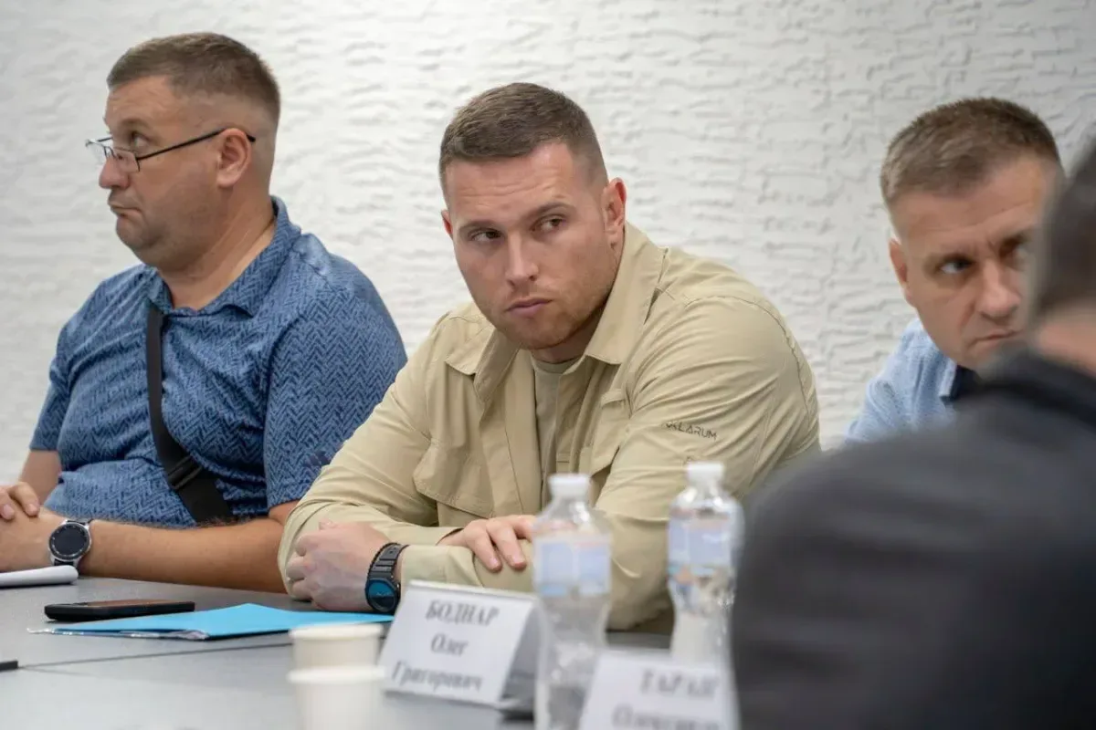 Ярослав Шанько та Олександр Прокудін під час наради щодо захисту інфраструктури Херсона та підготовки до опалювального сезону. 2
