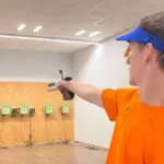 Херсонський спортсмен Євгеній Яцентюк на змаганнях з кульової стрільби