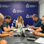Заступниця начальника Херсонської ОВА Ольга Малярчук під час наради з керівництвом аварійно-рятувальної служби.