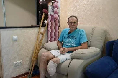 Сергій Нагорний, майстер «Парків Херсона», який втратив ногу через міну на даху під час роботи в Херсоні. 1