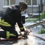 Рятувальники ДСНС ліквідують пожежу на Херсонщині, спричинену необережним поводженням з вогнем