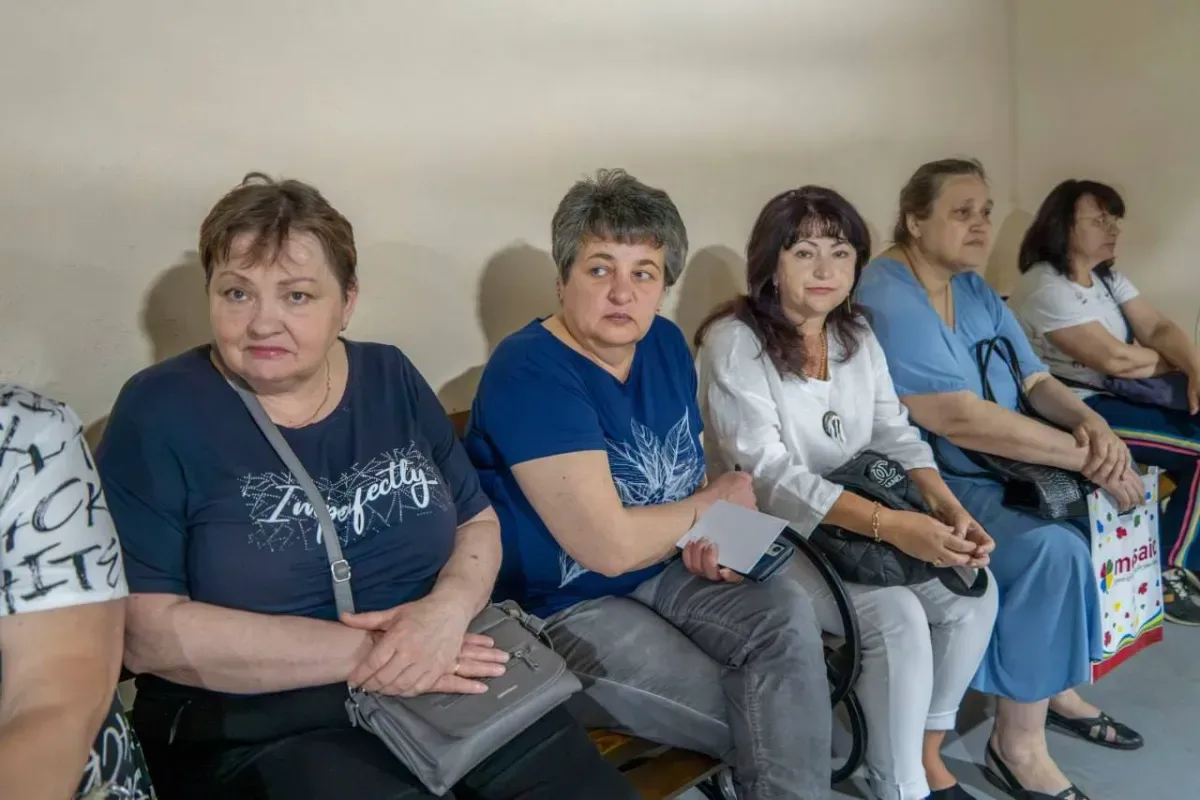 Керівник Херсонської МВА Ярослав Шанько проводить зустріч з головами ОСББ у Херсоні. 3
