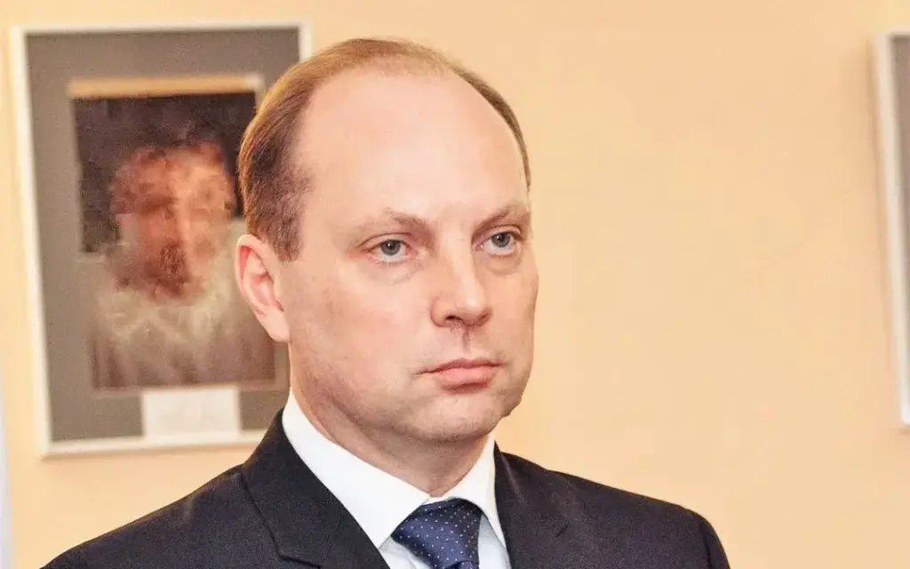 Омбудсман Лубінець перевіряє мобілізацію директора ліцею Артема Кияновського з Херсона