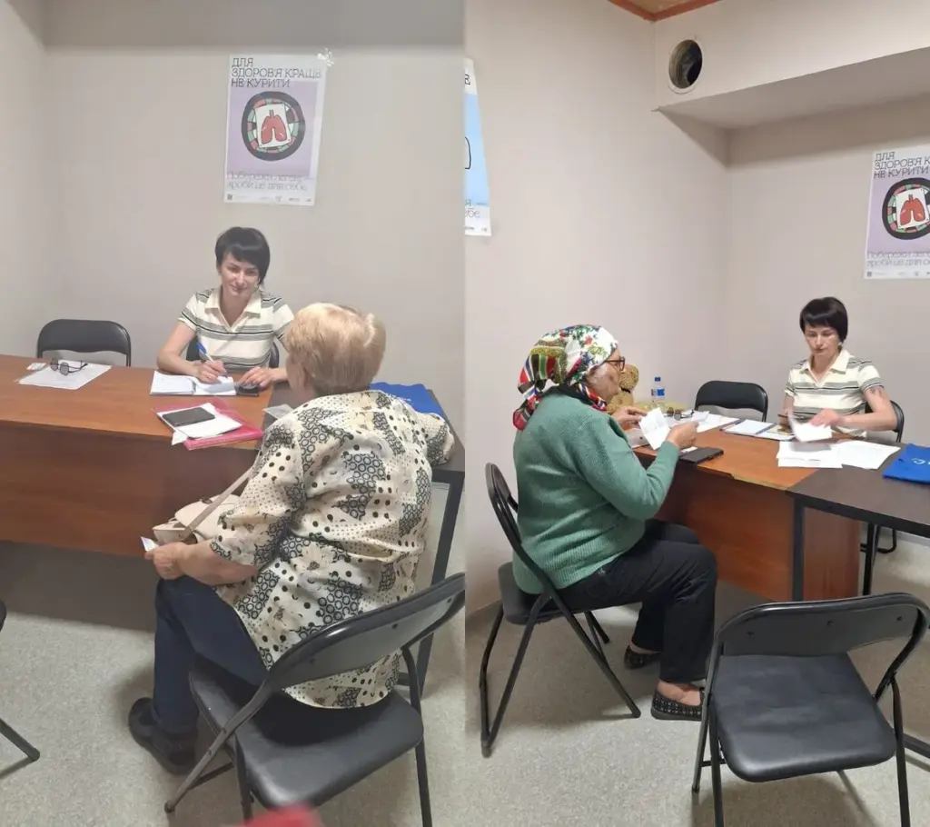 Переселенці з Херсонщини у Черкасах отримали грошову допомогу на житло та техніку