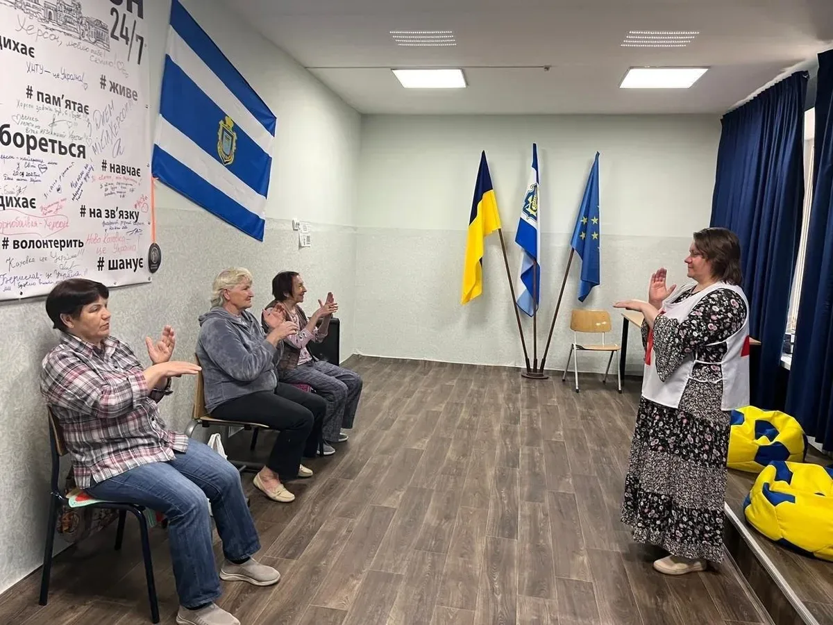 Переселенці з Херсонщини на заняттях з психологами у Хмельницькому, вчаться розуміти емоції 4