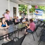 Діти з Херсонщини малюють фарбами для тіла на майстер-класі під час сімейного ретриту в Кропивницькому