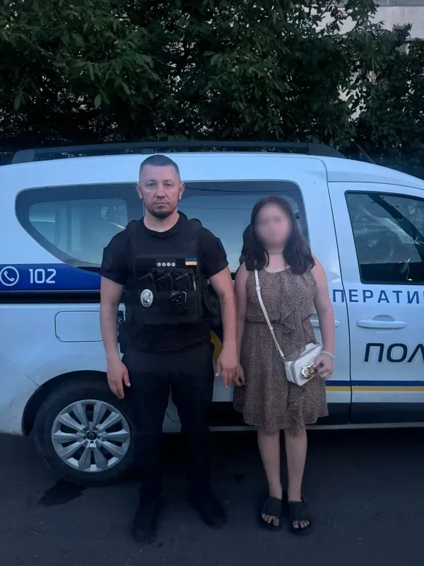 Поліція Херсона за кілька годин знайшла 11-річну дівчинку в небезпечному районі