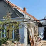 П'ятирічний хлопчик поранений під час дронової атаки у Корабельному районі Херсона 27 червня.