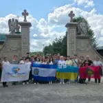 Родини Захисників Херсонщини взяли участь у Всеукраїнській прощі, молячись за воїнів