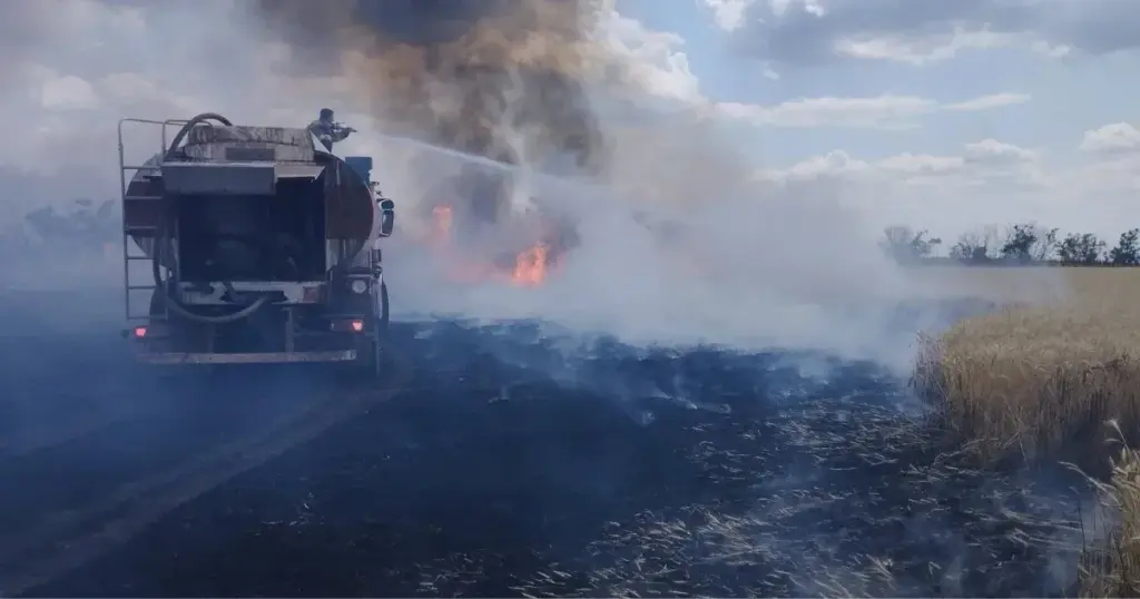 Російські обстріли знищили понад 6 тисяч гектарів посівів у Бериславському районі