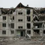 Наслідки обстрілу Нововоронцовки, зруйновані будівлі