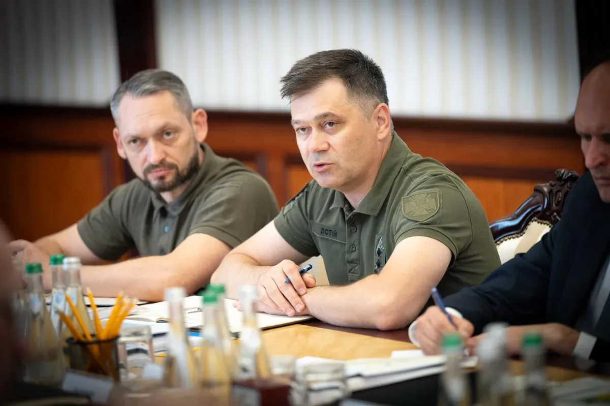 Прем'єр-міністр Сергій Корецький на засіданні з міністерствами 1