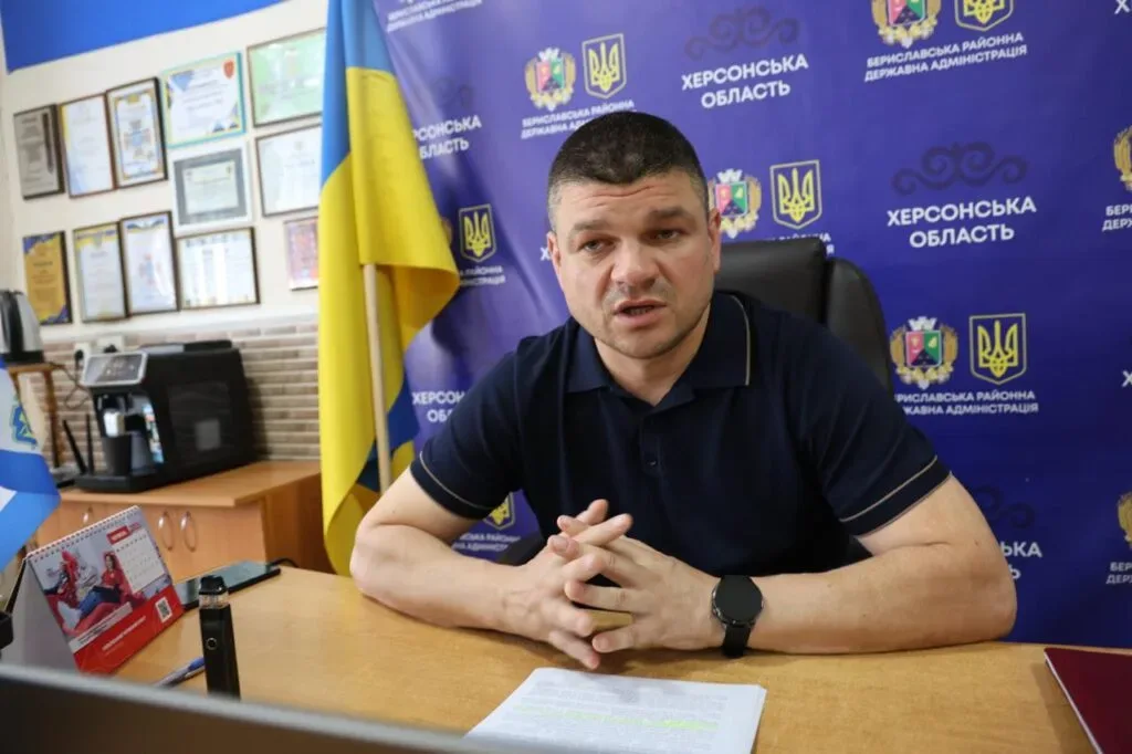 Карта Бериславського району Херсонщини з позначенням порожніх сіл та зон евакуації 2