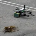 Наслідки атак дронів у Херсоні, рятувальники надають допомогу постраждалим, пошкодження інфраструктури