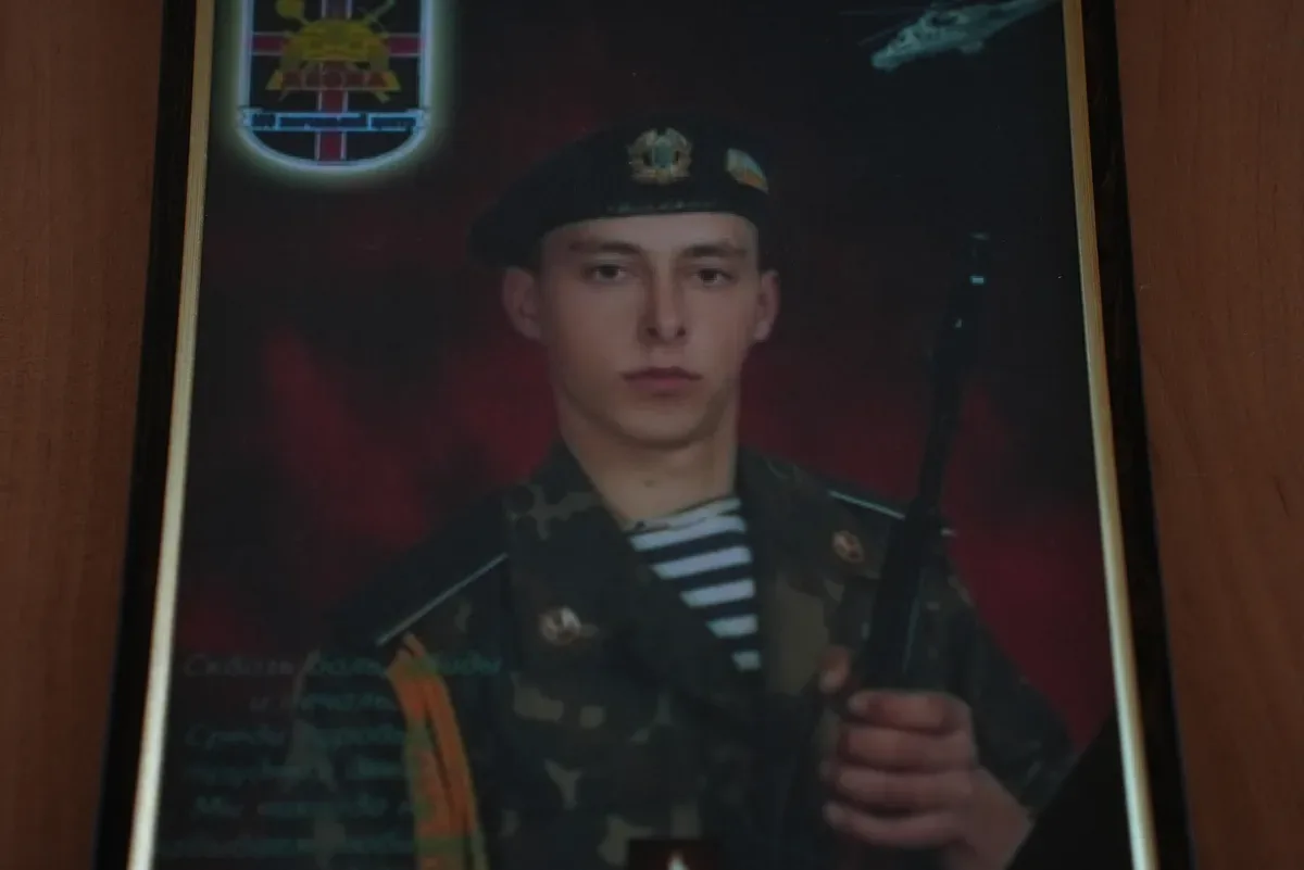 Прощання з 38-річним захисником Миколою Ніколайцевим у Херсоні. 1