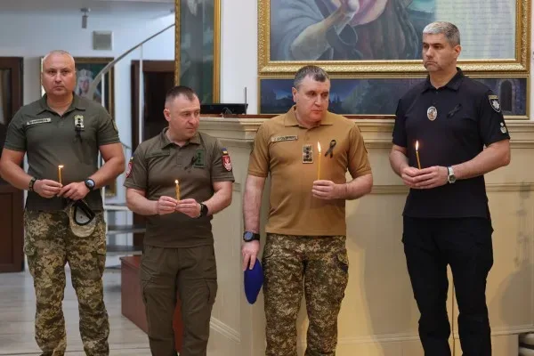 У Херсоні вшанували пам’ять загиблих у російському полоні військових та цивільних