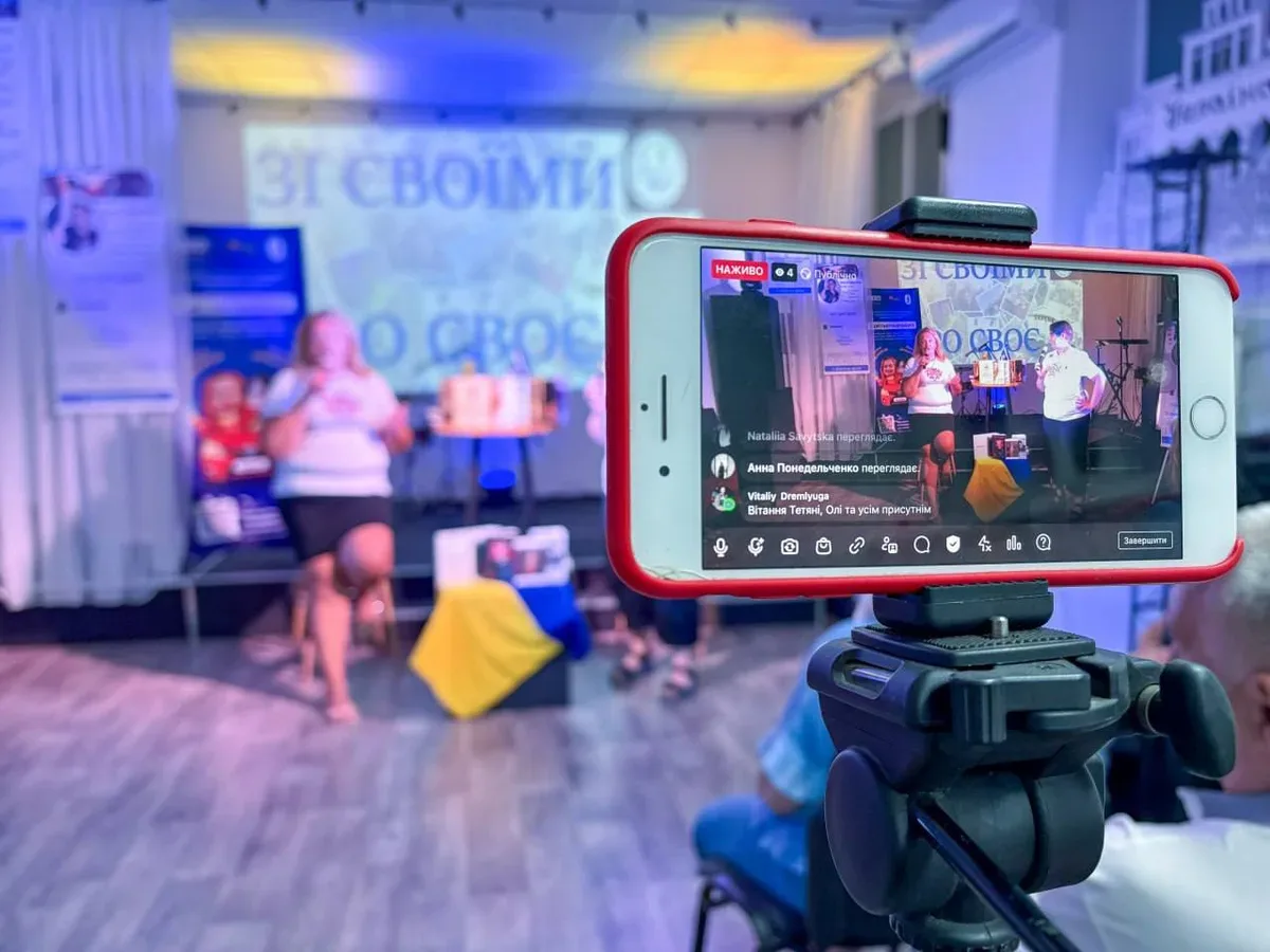 Запуск проєкту «Зі Своїми Про Своє» в Херсоні з подкастами про стійкість та творчість 6